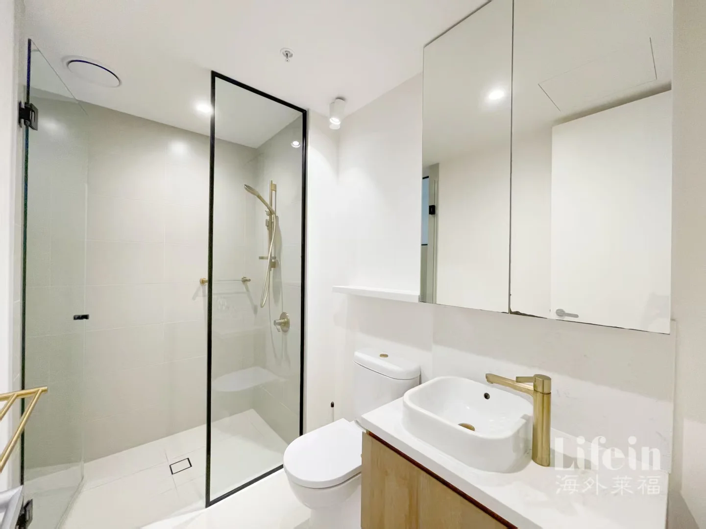 Additional image 3 of 1310/23 Mackenzie Street, Melbourne VIC 3000