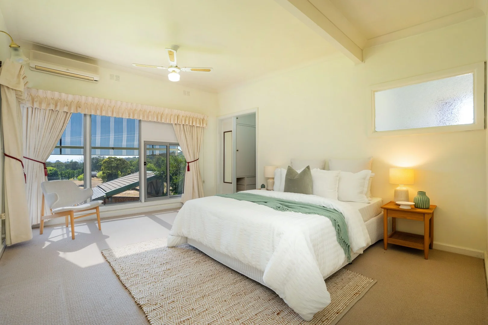 947 Centaur Road, Hamilton Valley NSW 2641