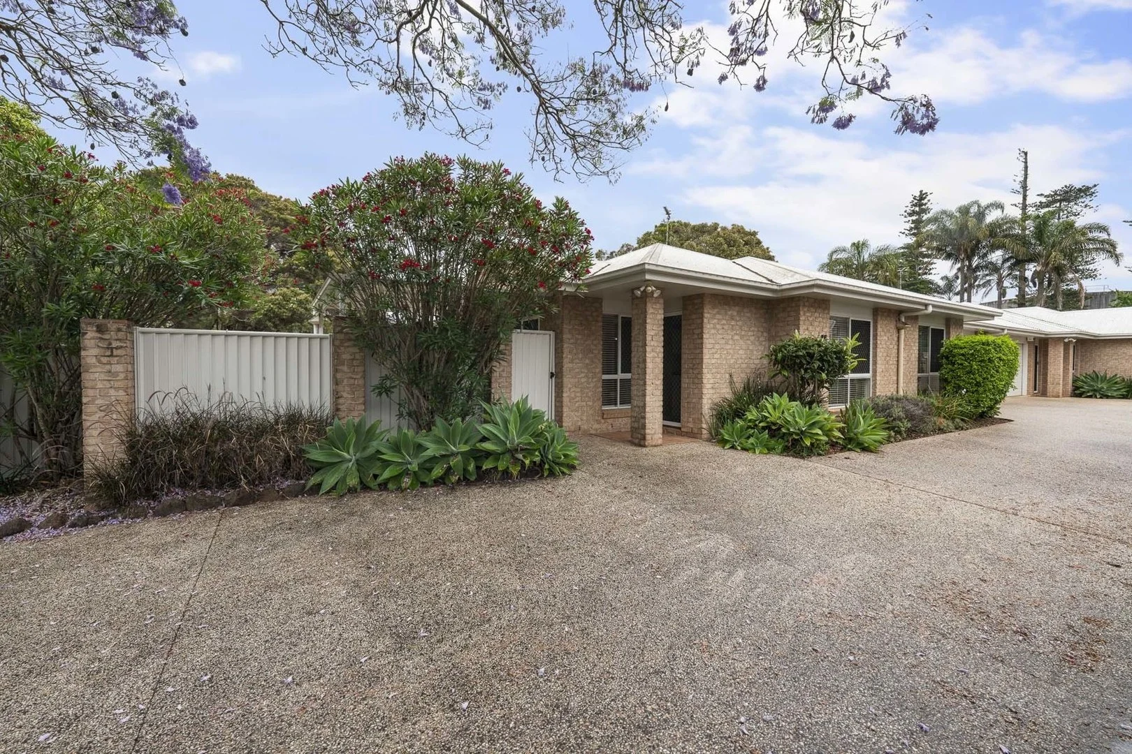 1/5 Hampton Street, Newtown QLD 4350