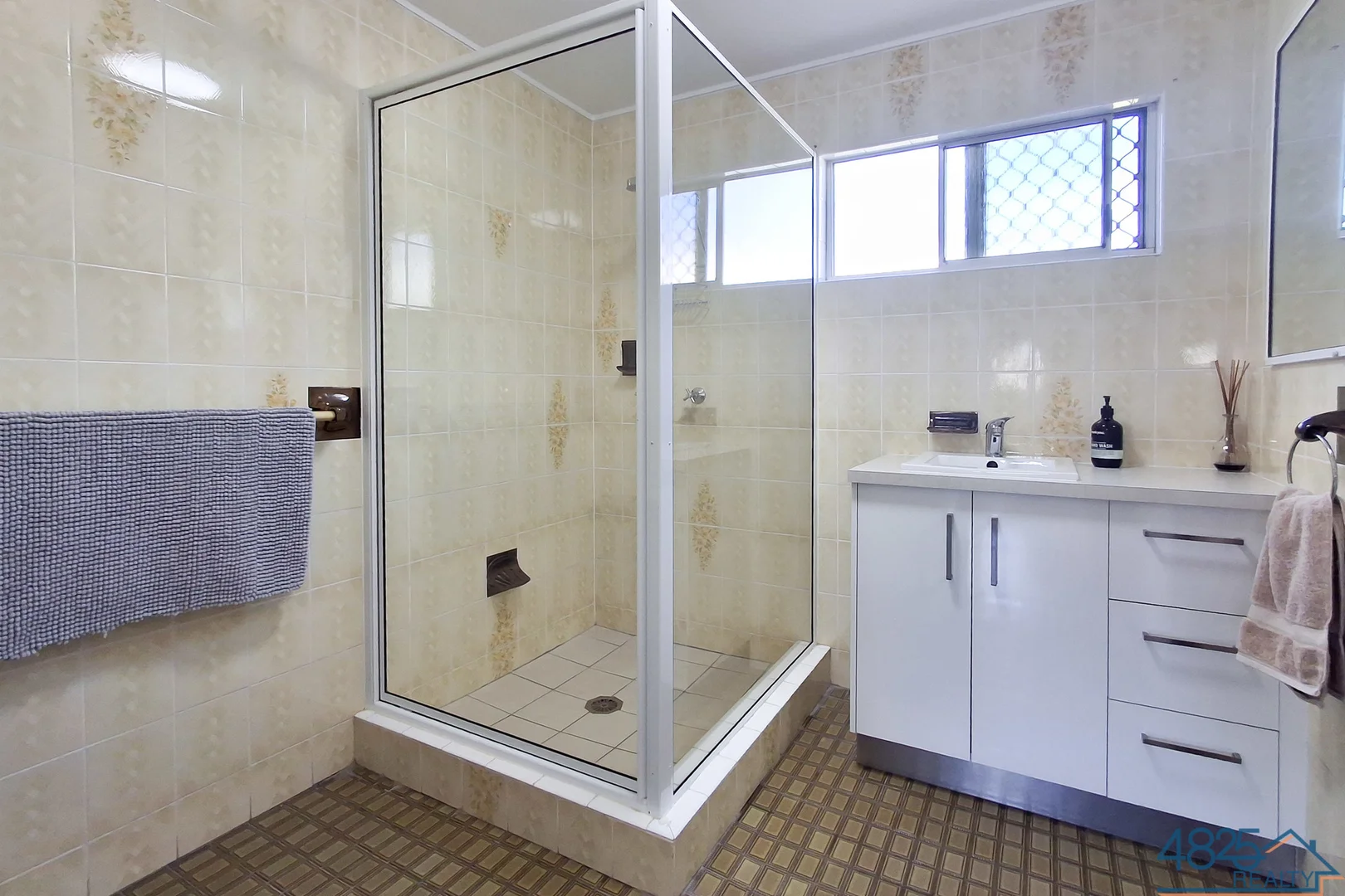 Additional image 6 of 5 Chimbu Street, Mount Isa QLD 4825