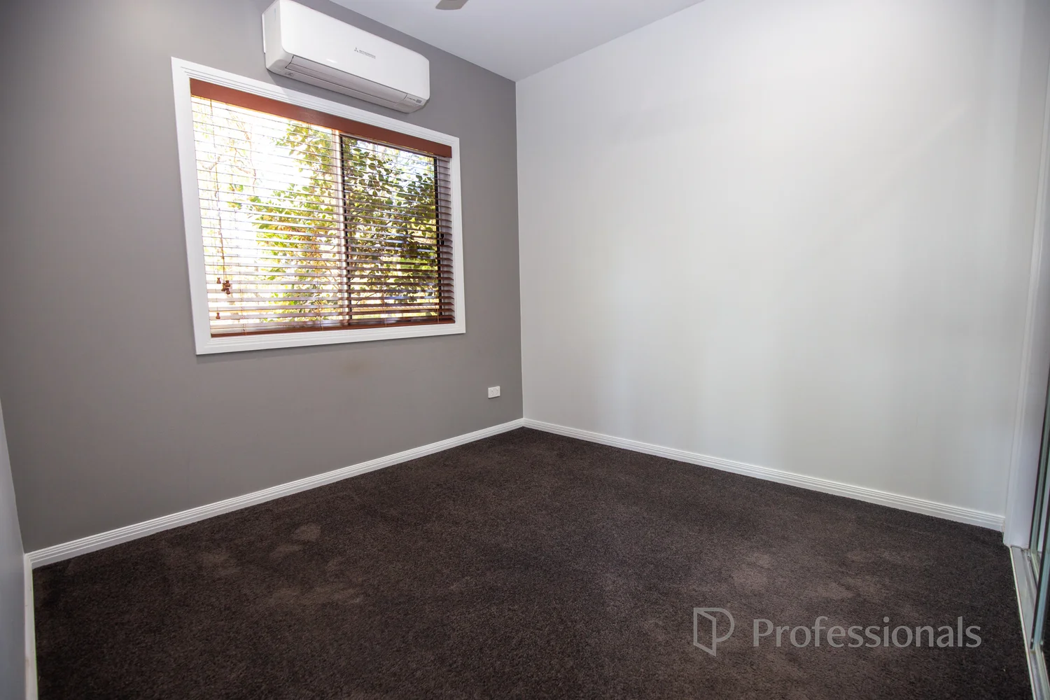 Additional image 8 of 17 High Central Road, Macleay Island QLD 4184