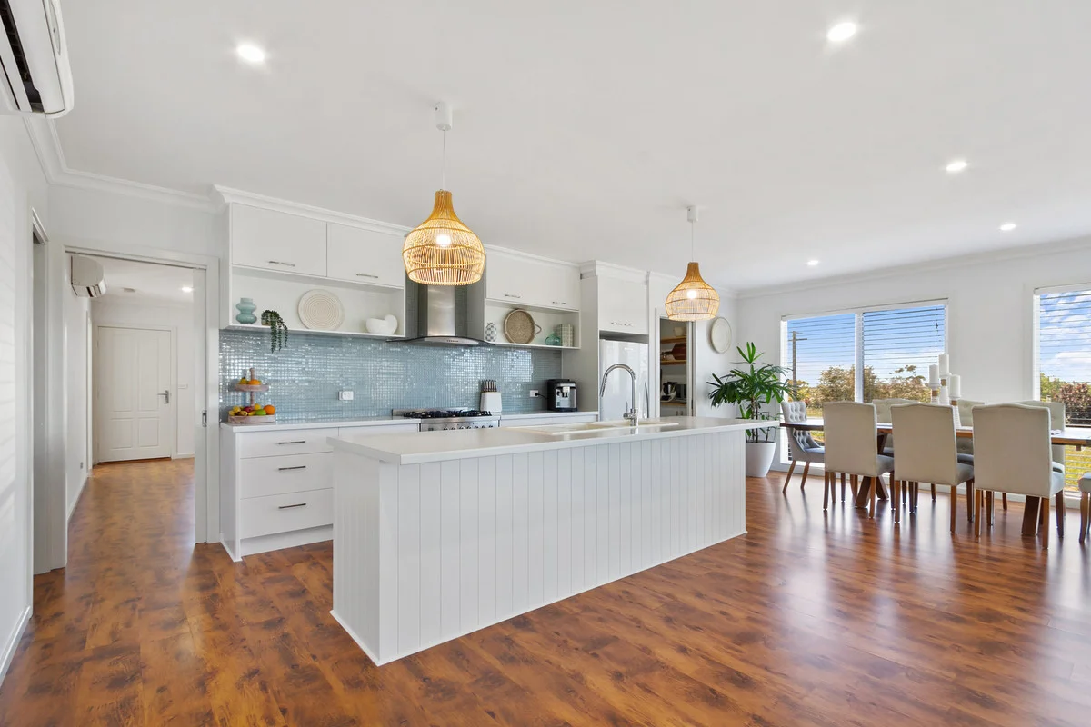 Additional image 2 of 29 Ozone Crescent, Lakes Entrance VIC 3909