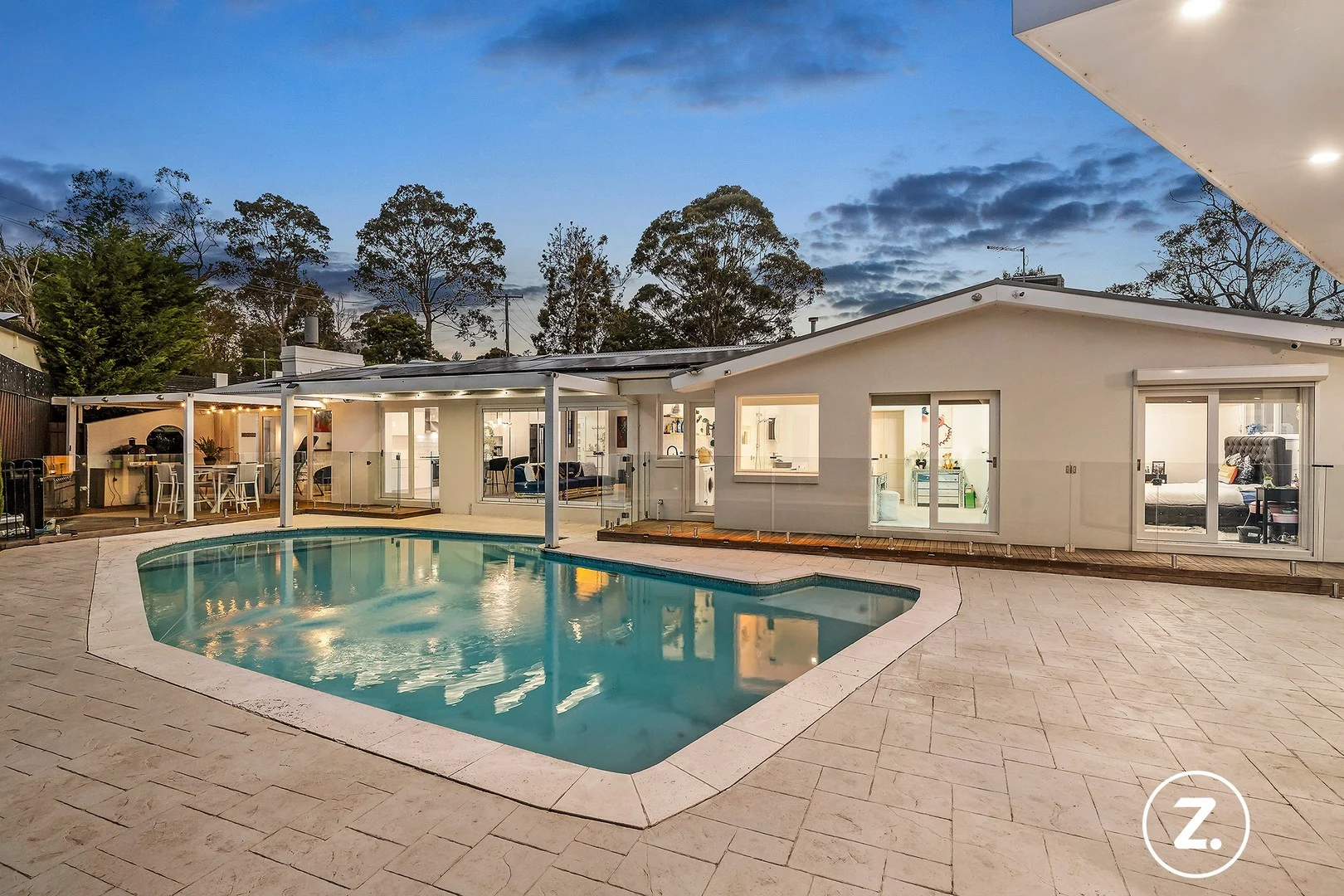 6 Camelot Court, Mount Eliza VIC 3930