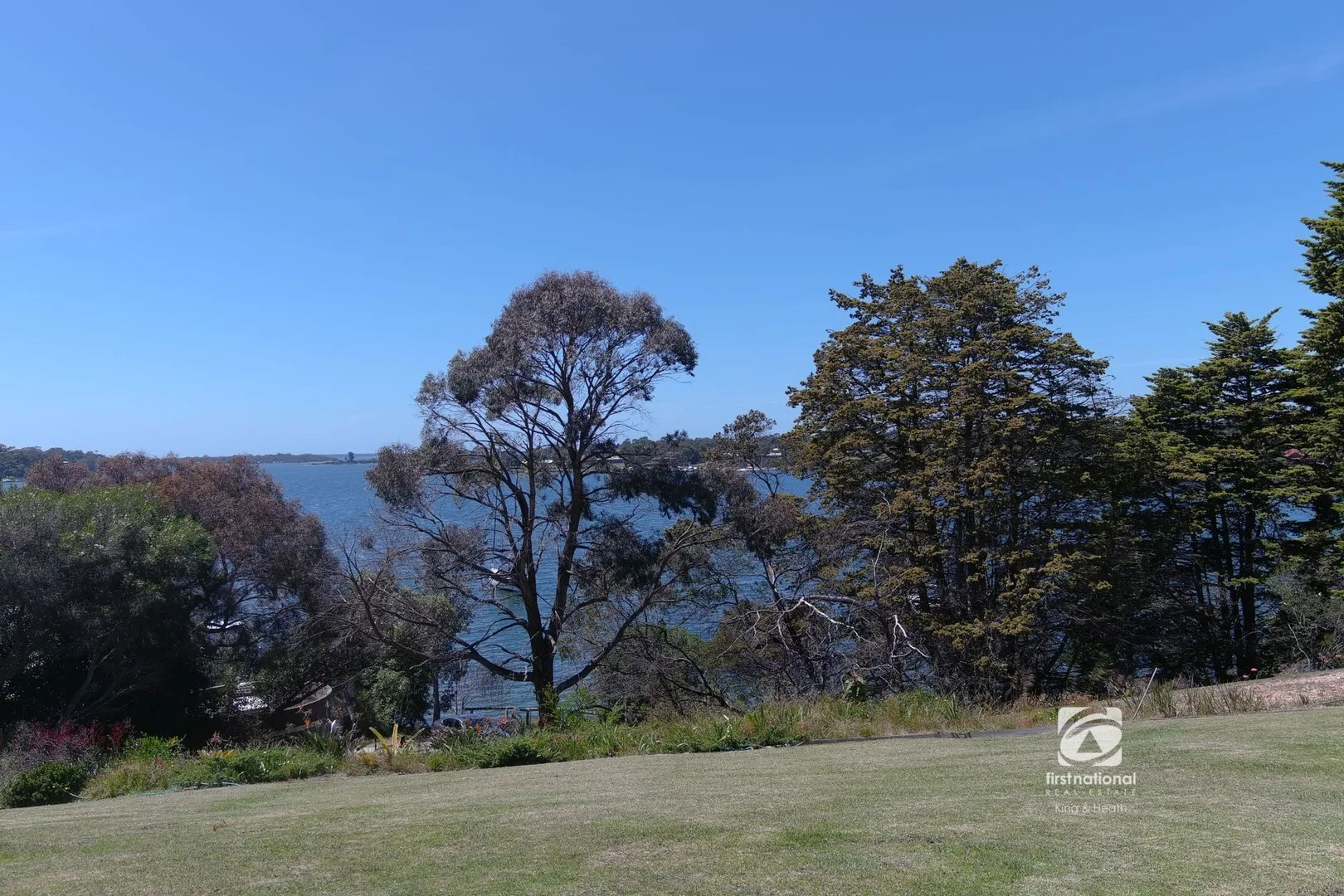 Additional image 3 of 16 Backwater Court, Paynesville VIC 3880