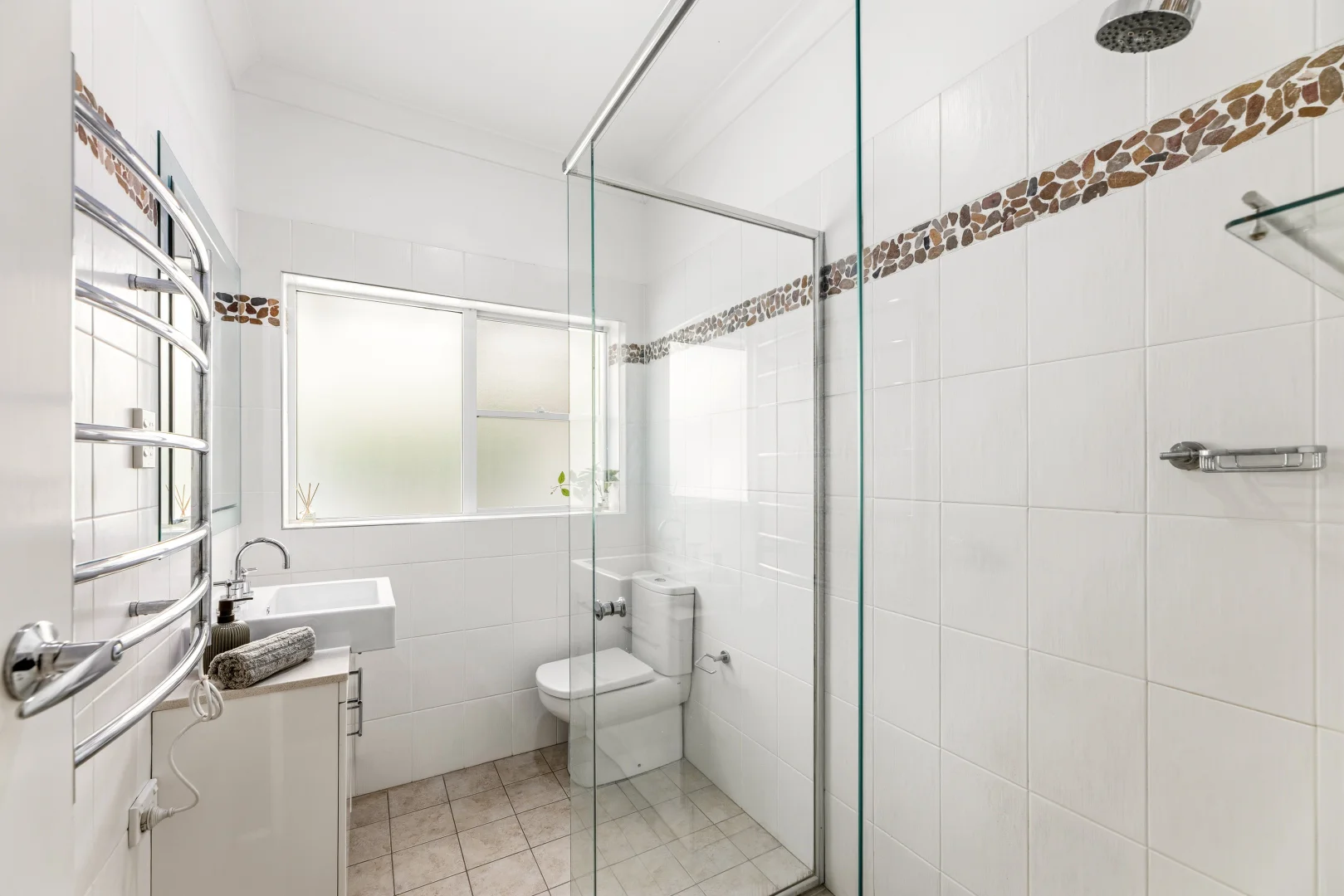 Additional image 15 of 832 Kingsway, Gymea NSW 2227