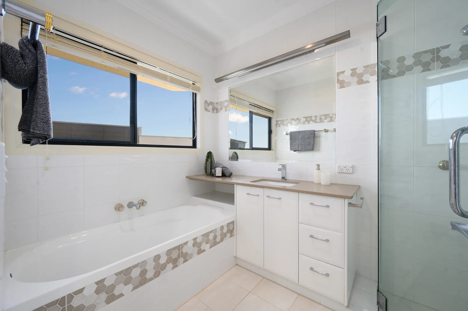 Additional image 31 of 74 Brindabella Close, Coomera Waters QLD 4209