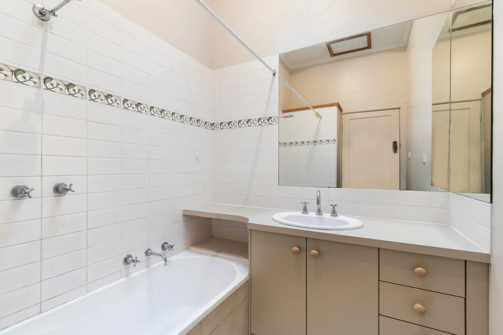 Additional image 13 of 180 Desailly Street, Sale VIC 3850