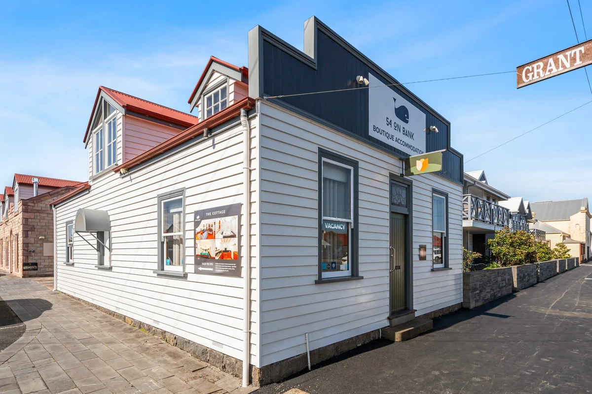 54 Bank Street, Port Fairy VIC 3284