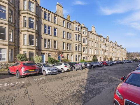 32/1 Comely Bank Street, Edinburgh EH4
