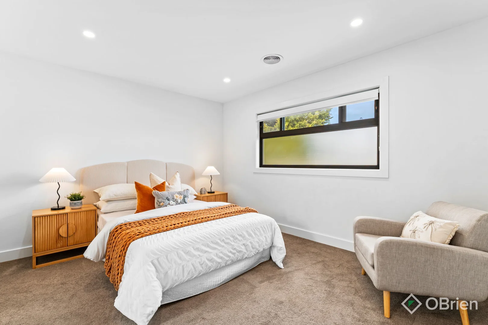 Additional image 6 of 1/8 Dunnell Rise, Berwick VIC 3806