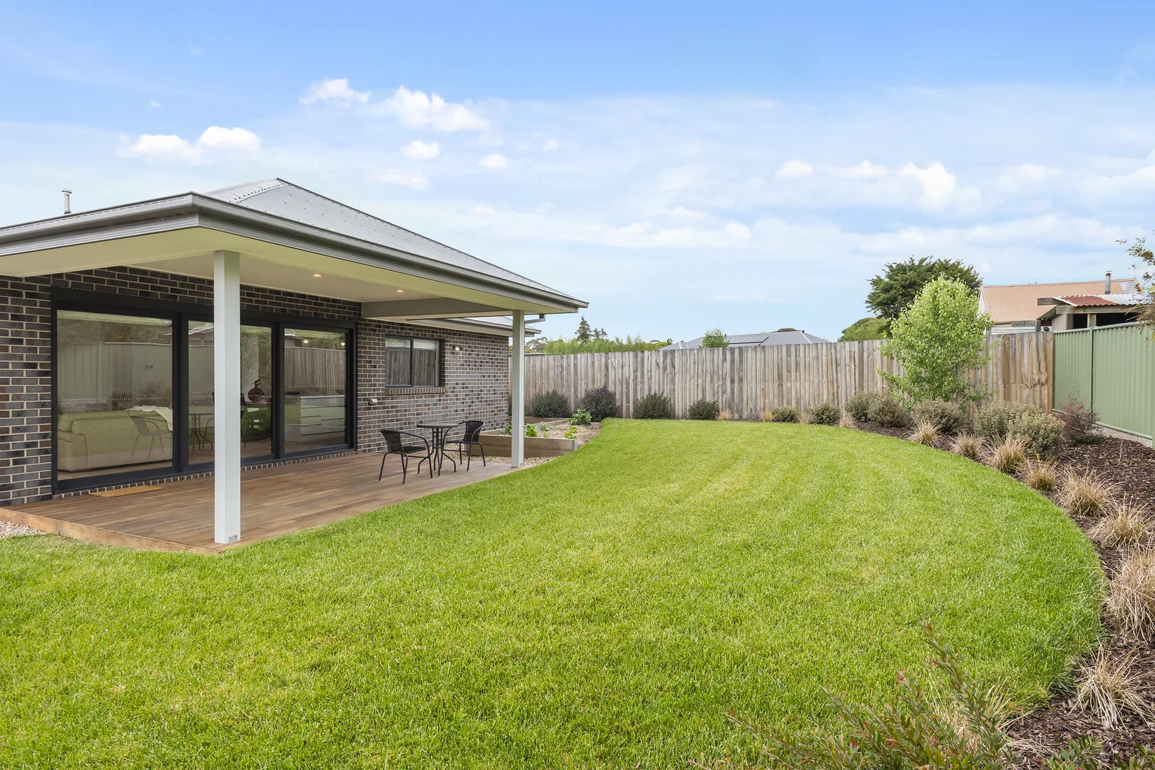 Additional image 11 of 6 Ellison Street, Woodend VIC 3442