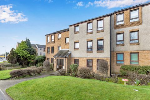 16 (Flat 2), South Maybury, Corstorphine, Edinburgh EH12