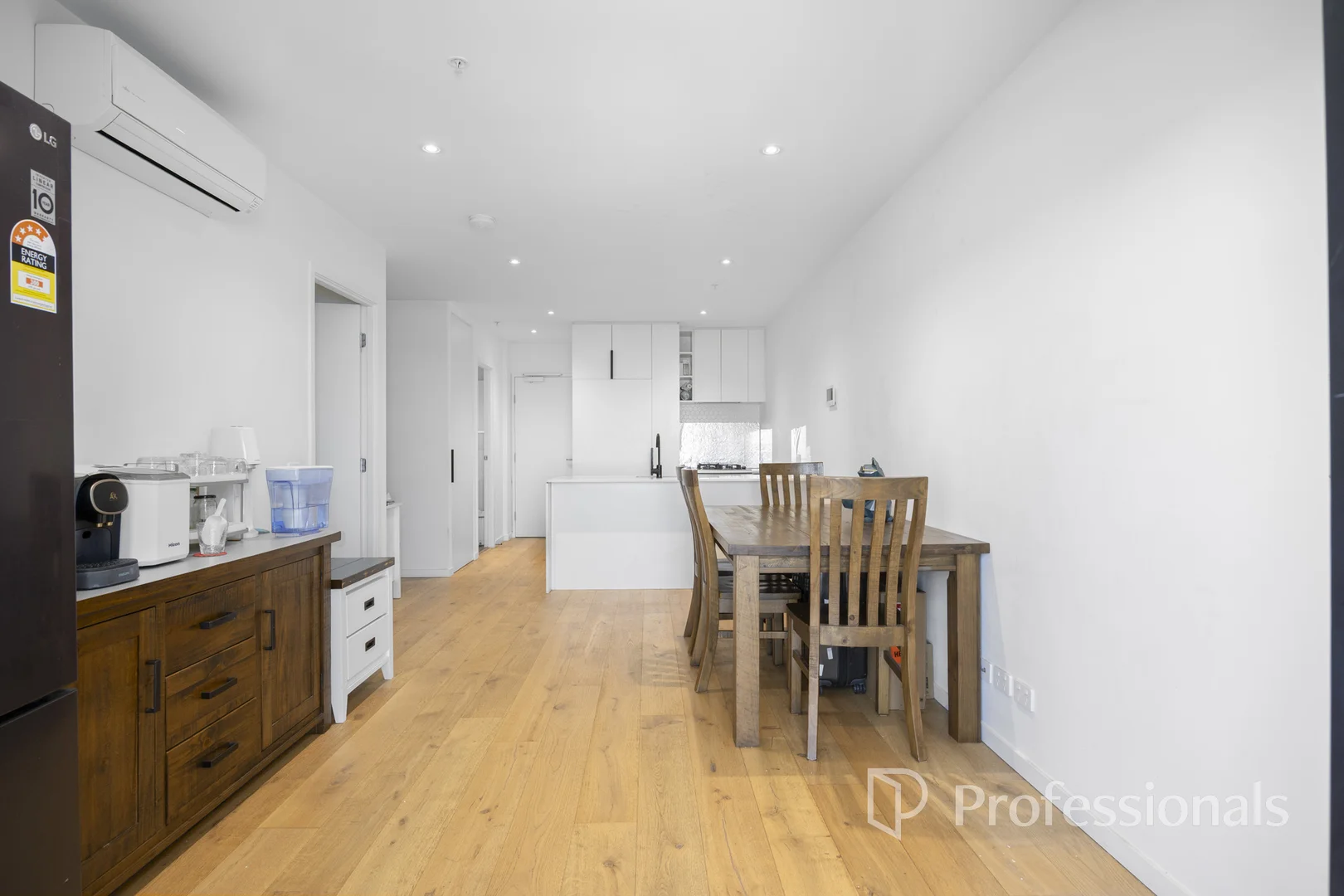 Additional image 4 of 2211/8 Hallenstein Street, Footscray VIC 3011