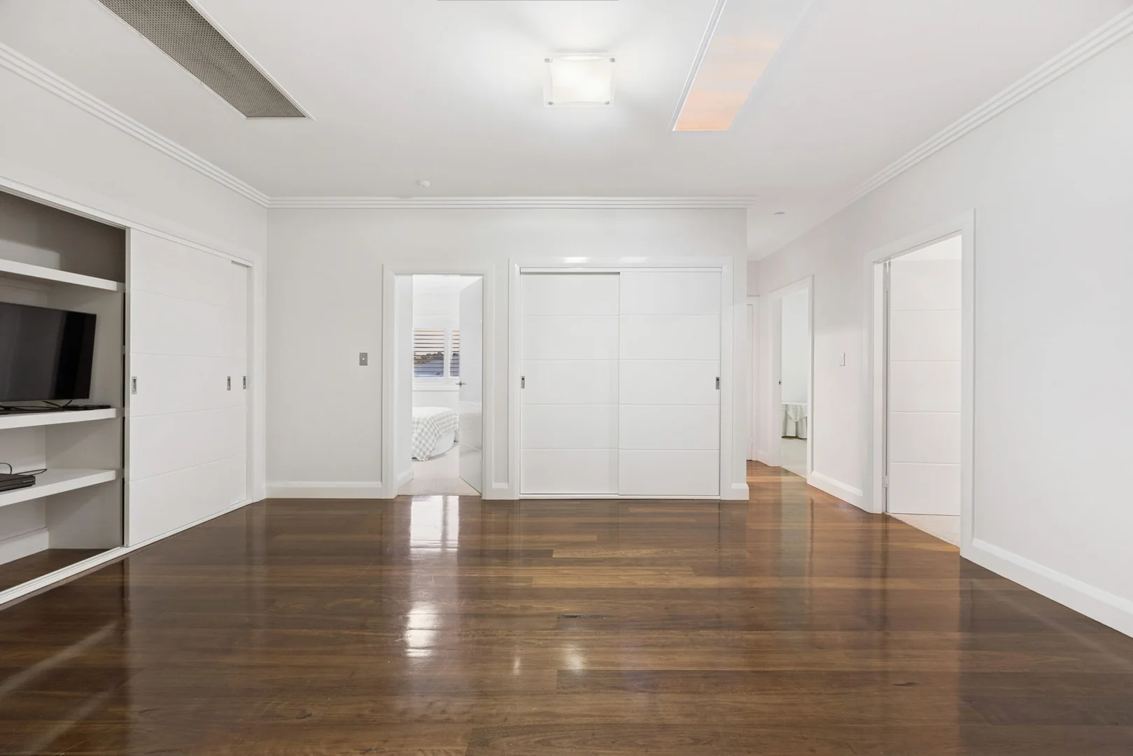 Additional image 12 of 4 Fraser Close, Goulburn NSW 2580