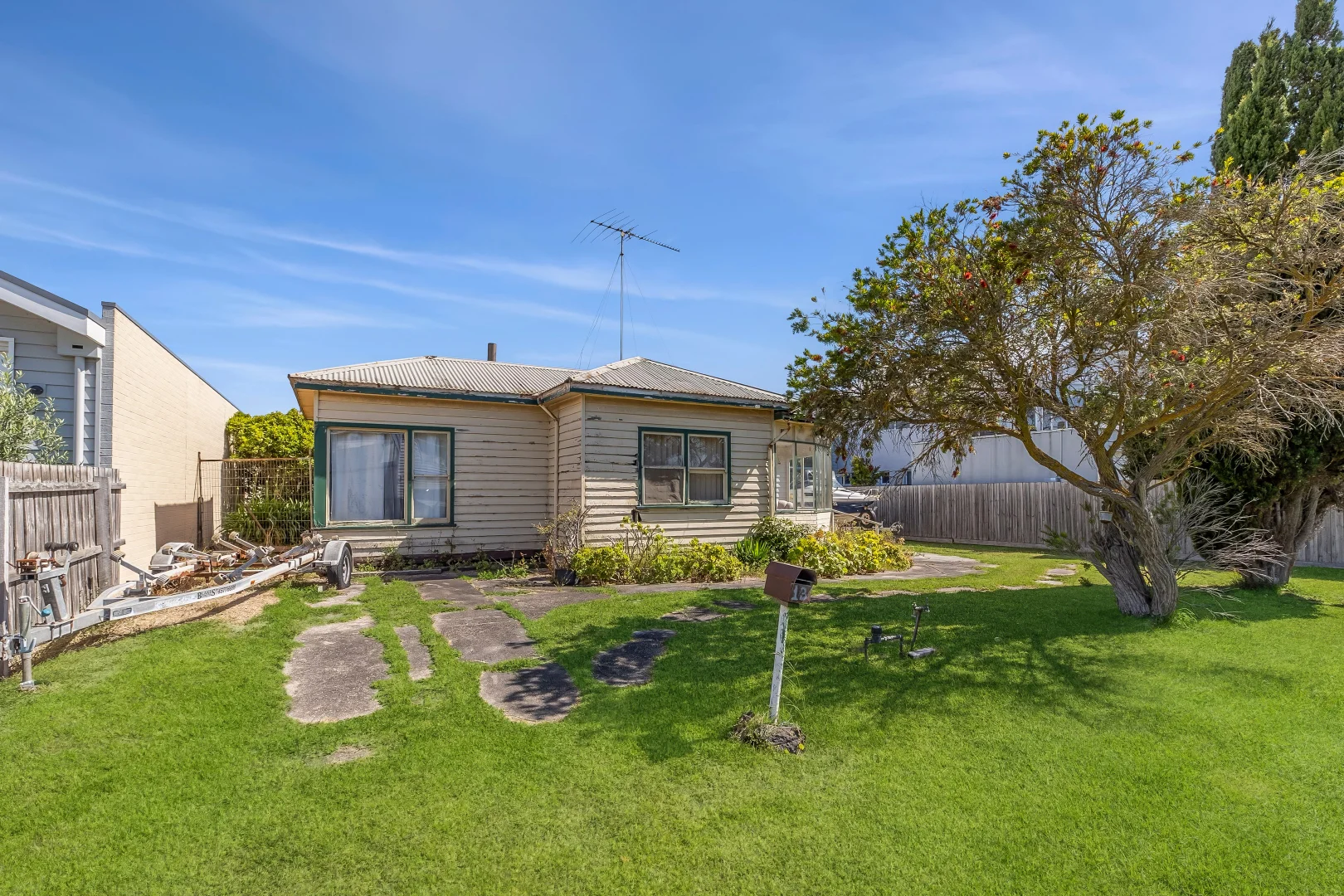 Additional image 8 of 1 & 2/13 Whitton Street, Ocean Grove VIC 3226