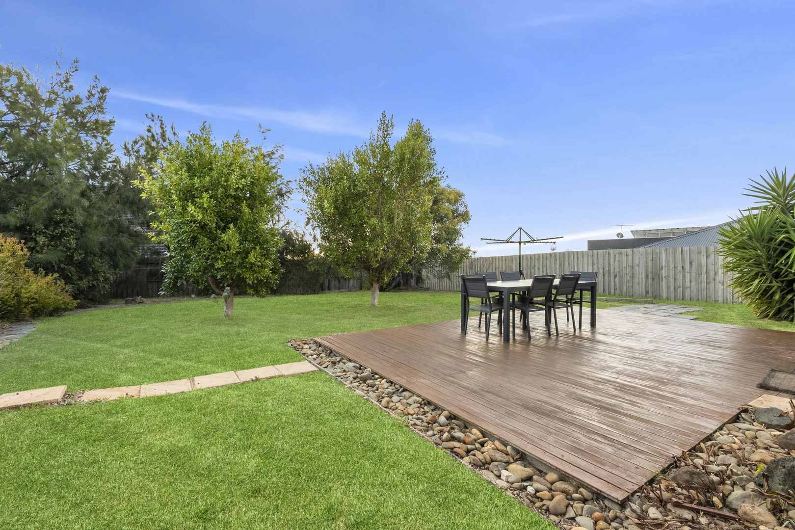Additional image 14 of 63 Stoneleigh Crescent, Highton VIC 3216