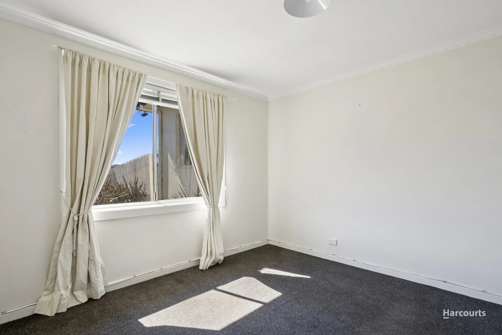 Additional image 13 of 234 East Derwent Highway, Lindisfarne TAS 7015