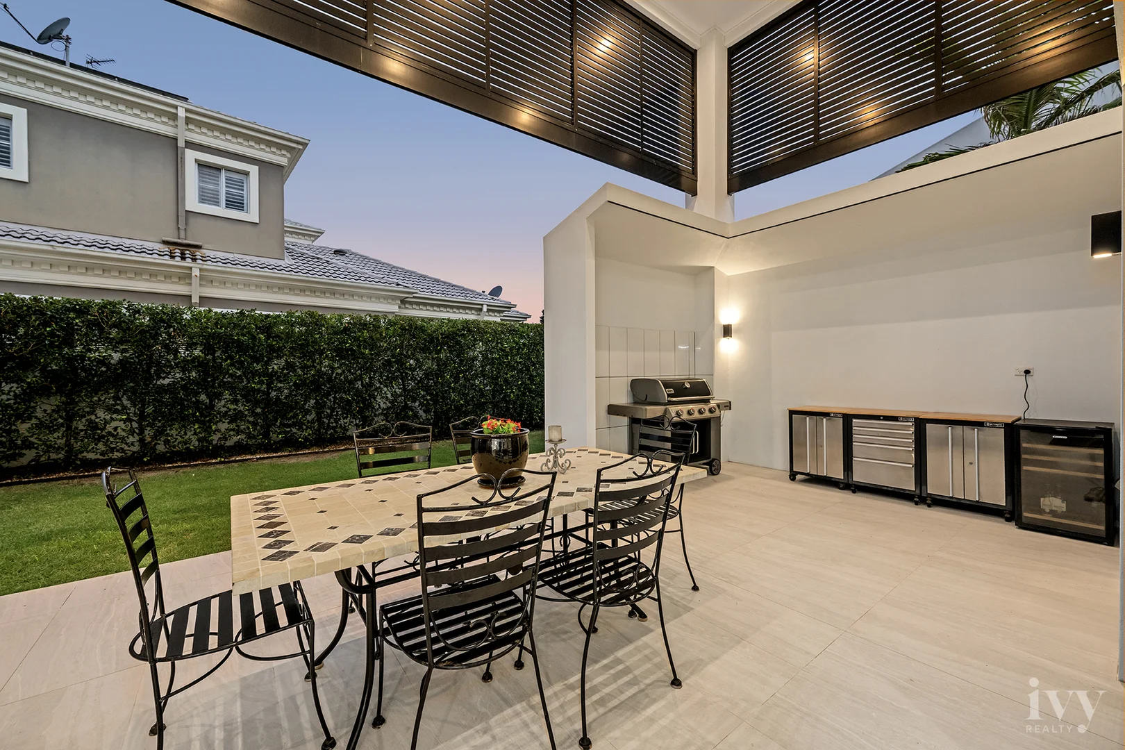 Additional image 22 of 10 Queen Guineveres Place, Sovereign Islands QLD 4216