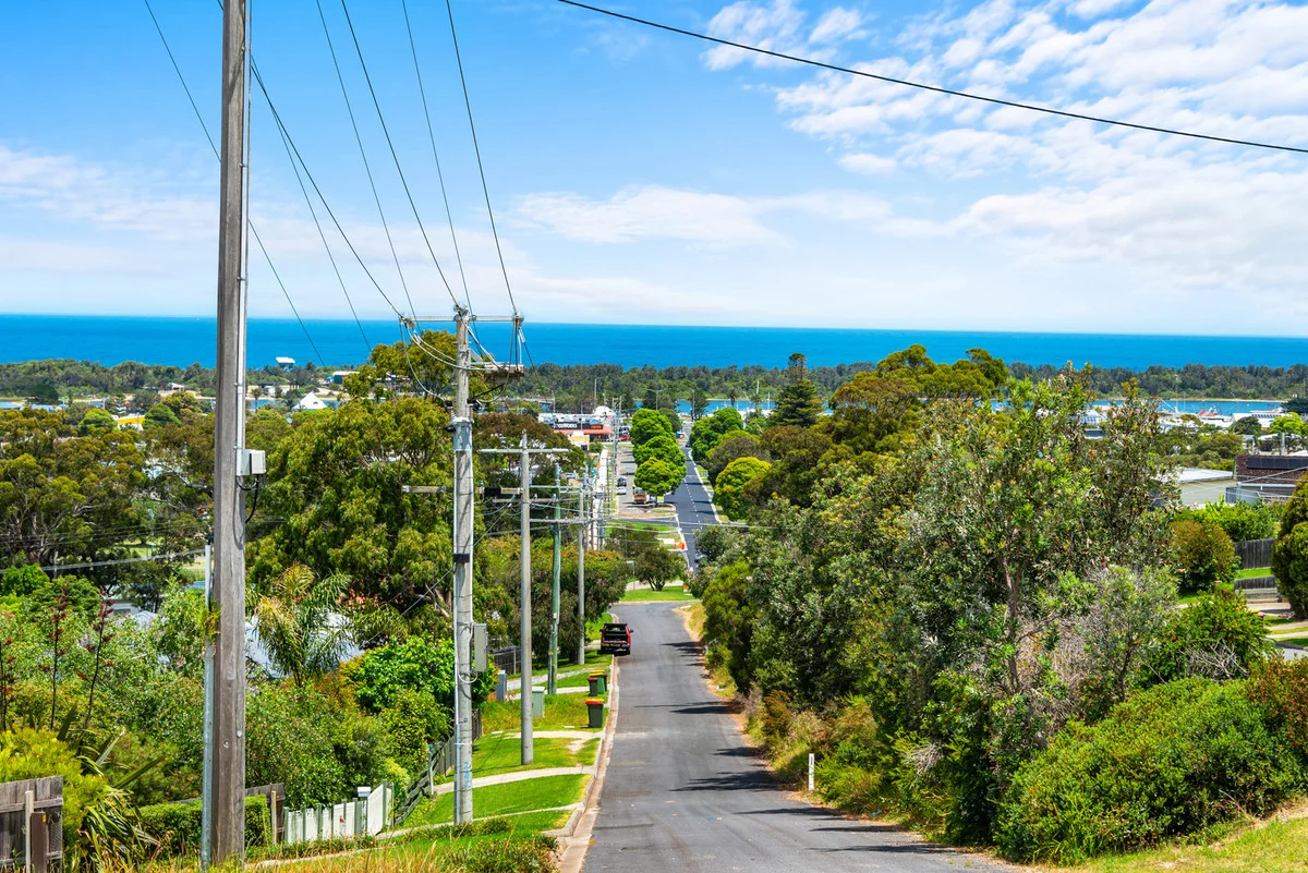 Additional image 2 of 122A Myer Street, Lakes Entrance VIC 3909