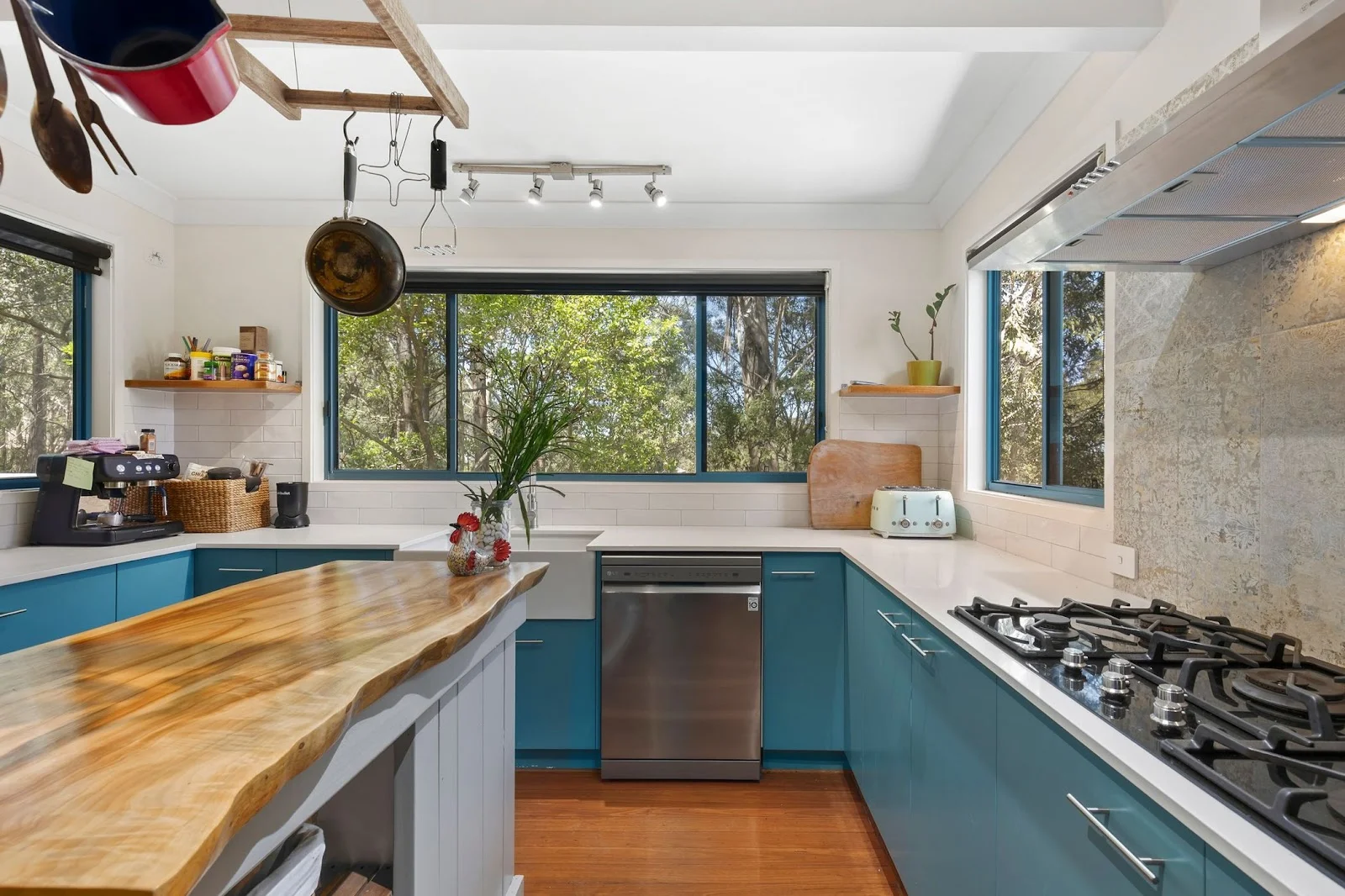 Additional image 3 of 25 Topaz Drive, Emerald Beach NSW 2456