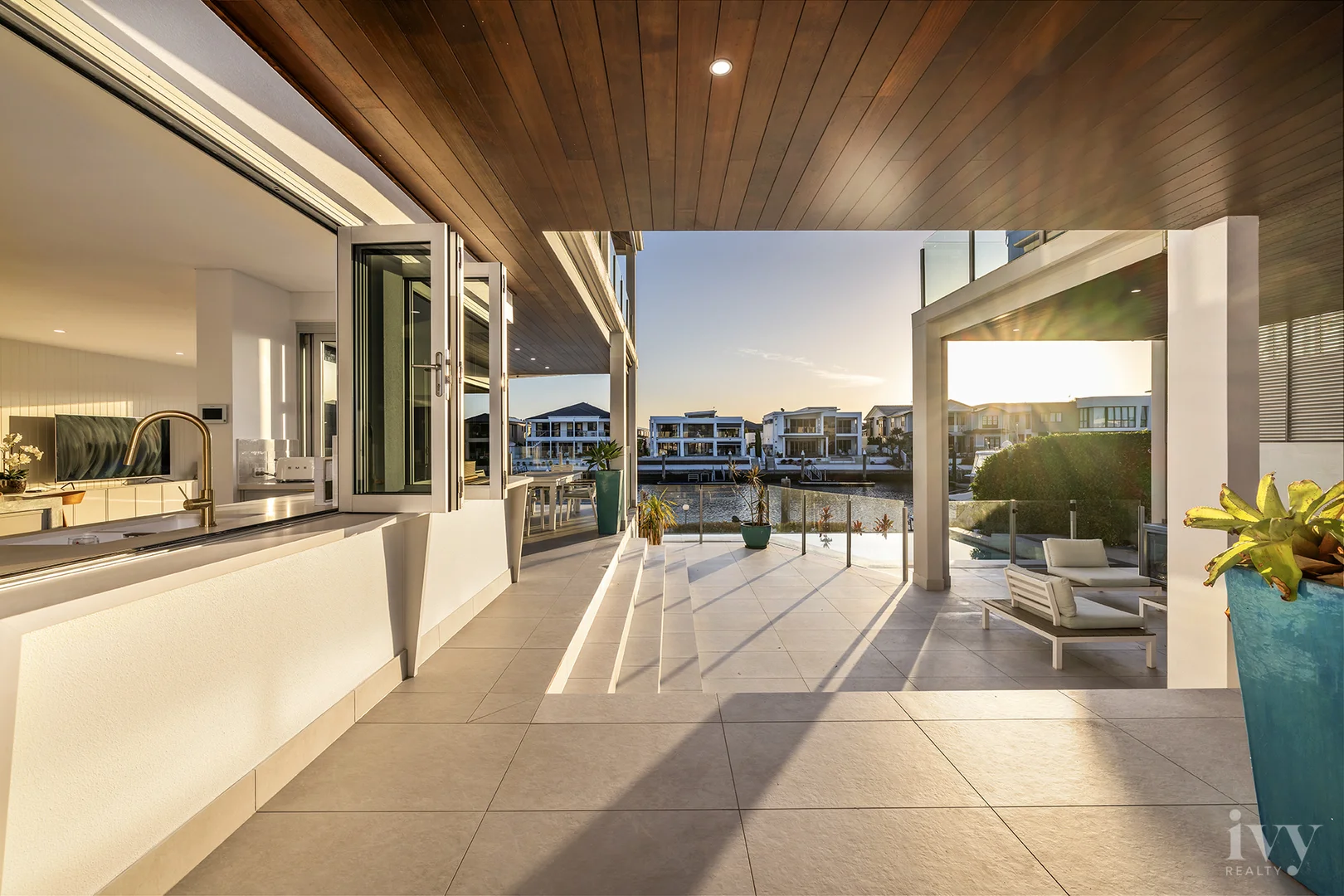 Additional image 9 of 78 Royal Albert Crescent, Sovereign Islands QLD 4216