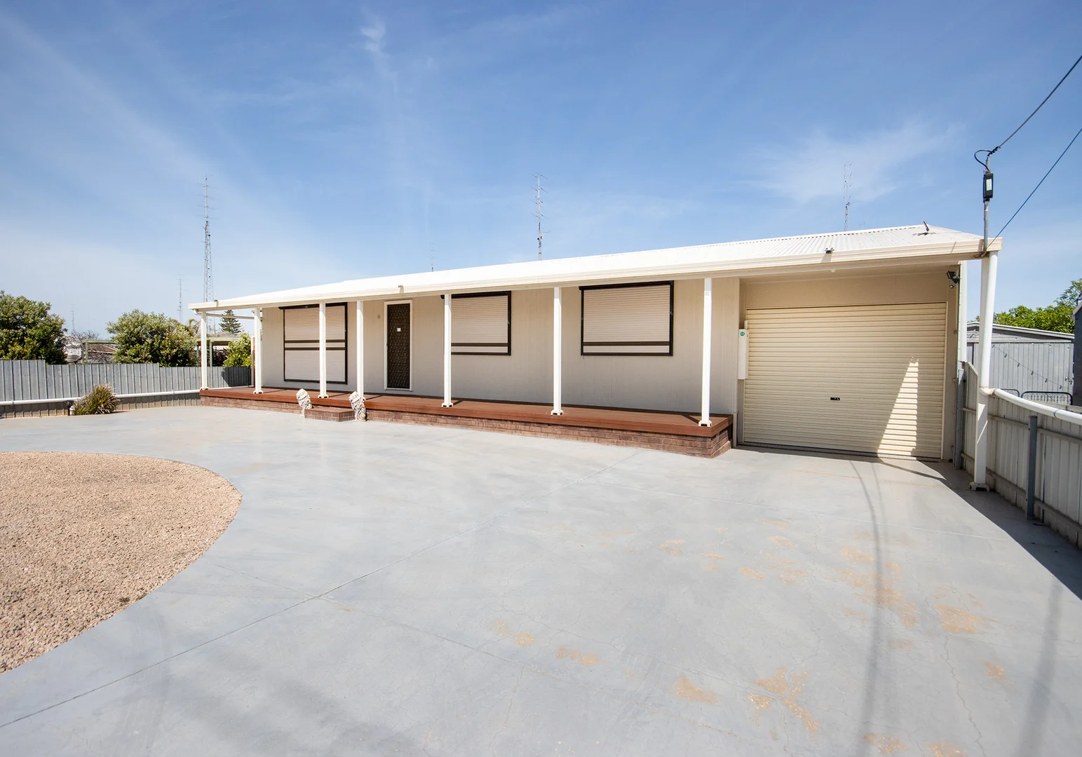 Additional image 3 of 61 Woodforde Dr, North Beach SA 5556