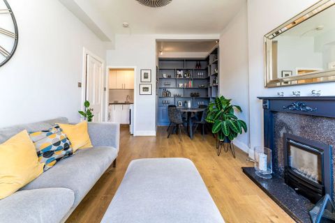 Logie Green Road, Edinburgh EH7