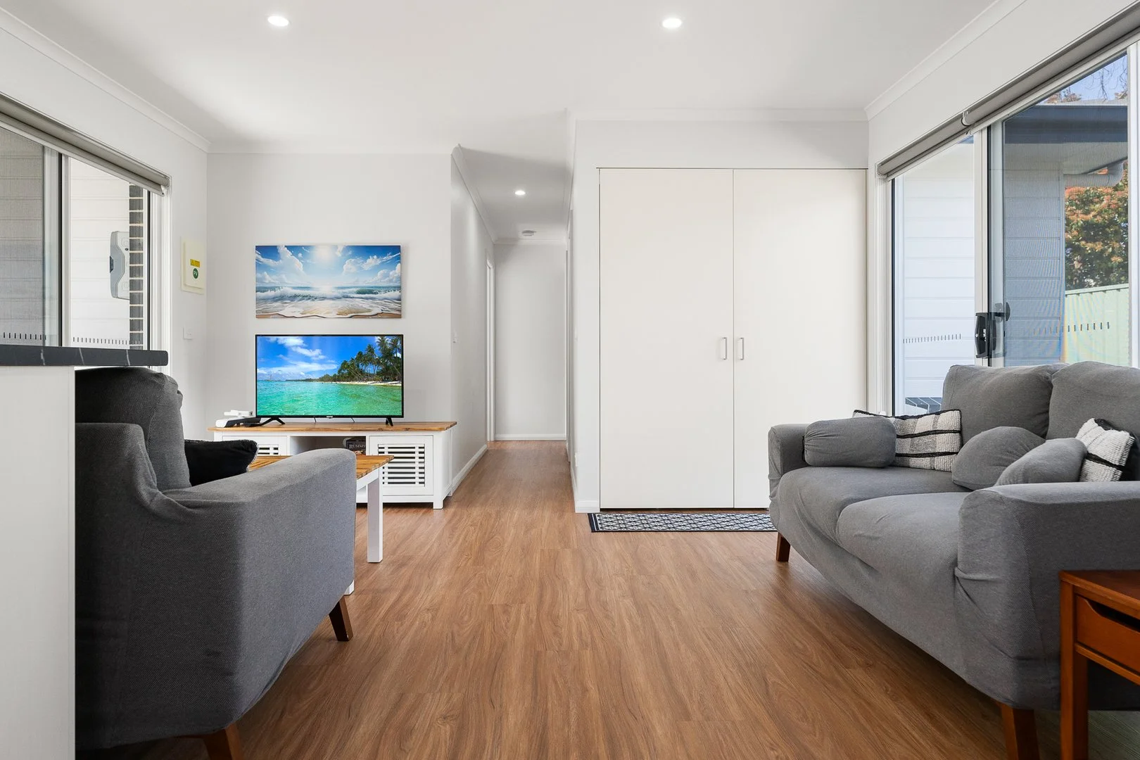 Additional image 4 of 186 Ellerston Avenue, Isabella Plains ACT 2905