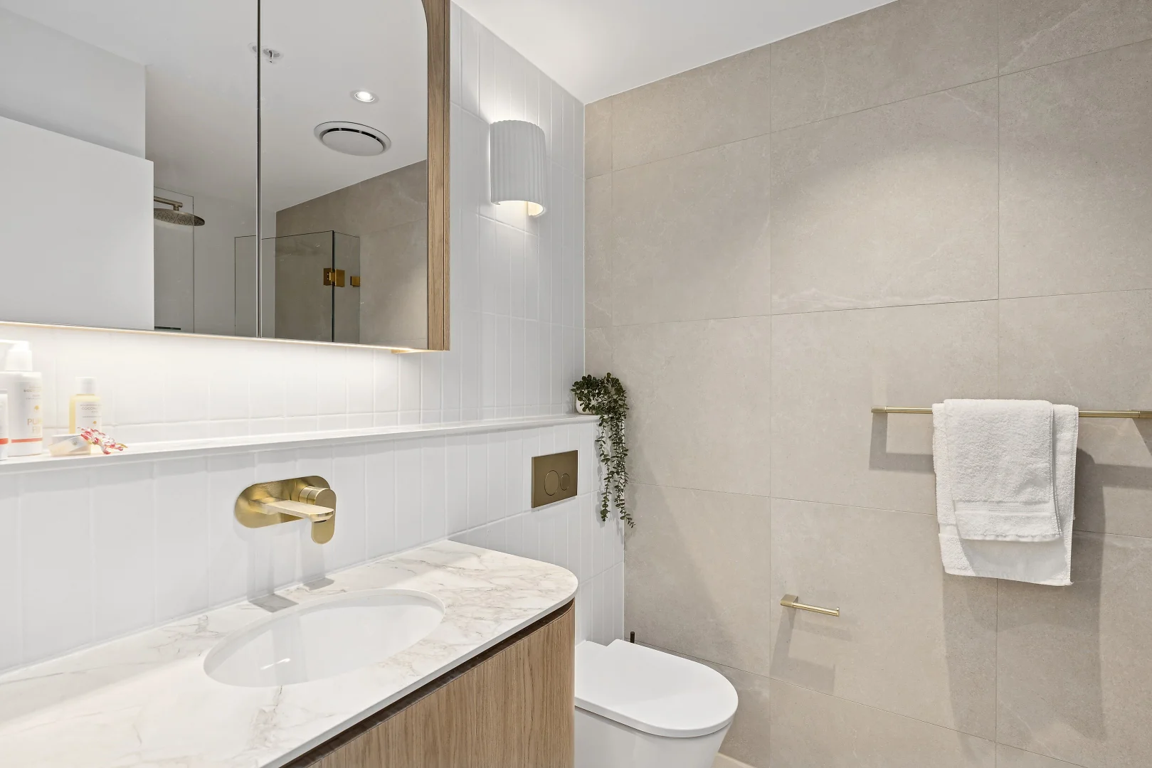 Additional image 11 of 304/6 Cape Three Points Road, Avoca Beach NSW 2251