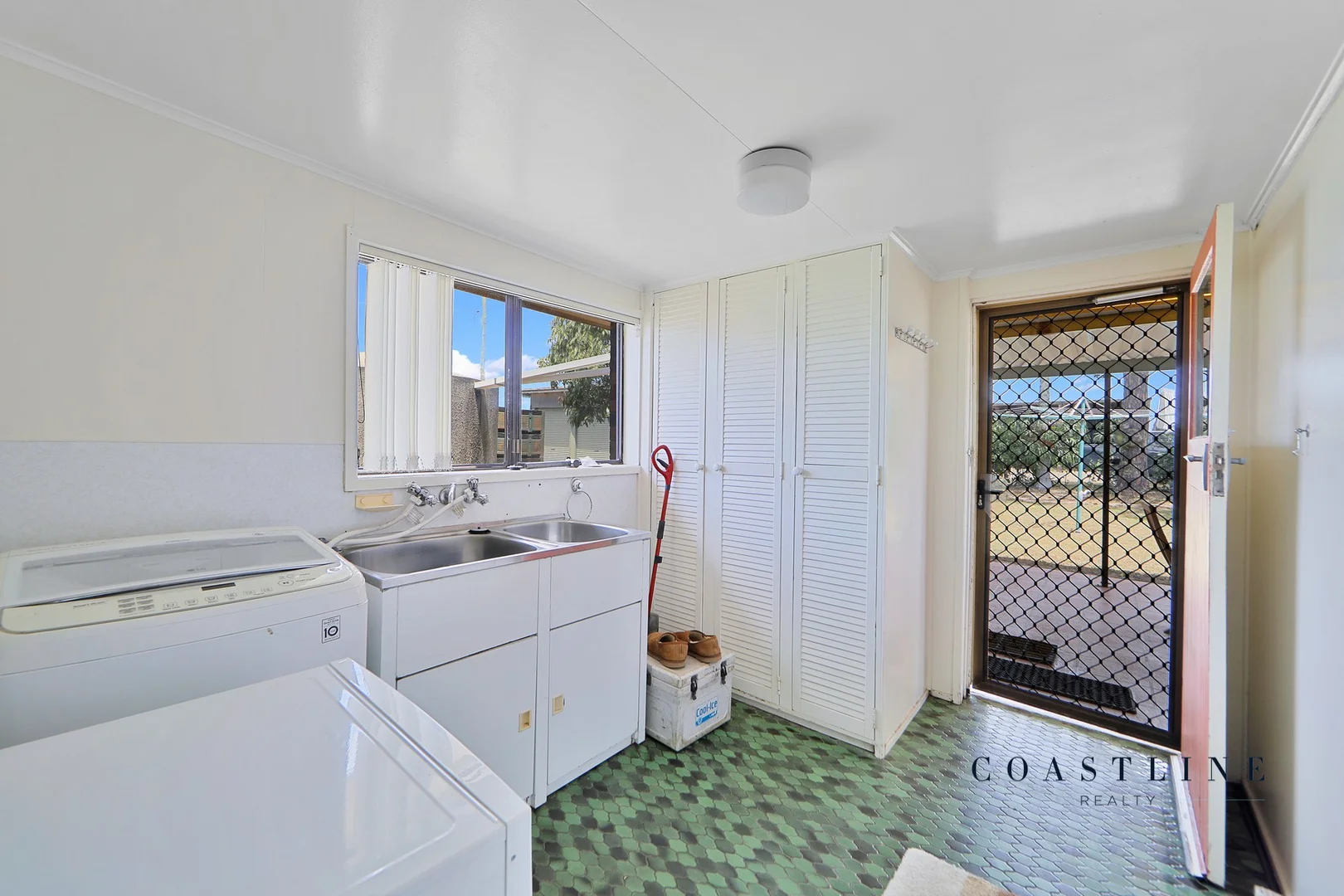 Additional image 21 of 453 Lindemans Road, Moore Park Beach QLD 4670