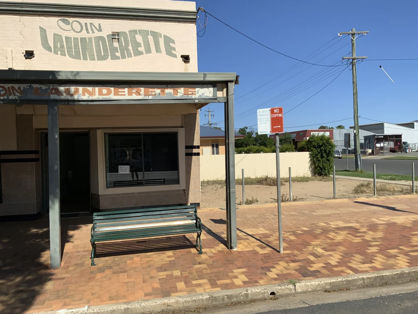 198 Lachlan, Hay NSW 2711