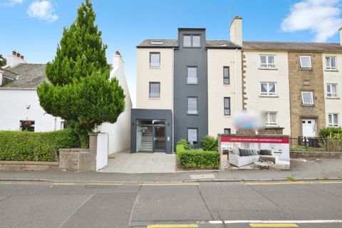 Saughton Road North, Edinburgh EH12