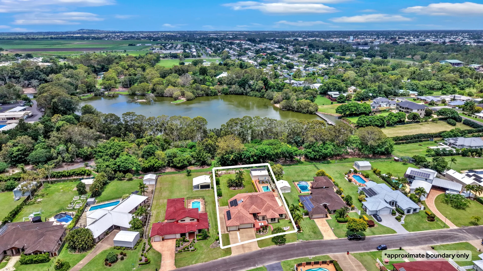 9 Lakeview Drive, Bundaberg North QLD 4670