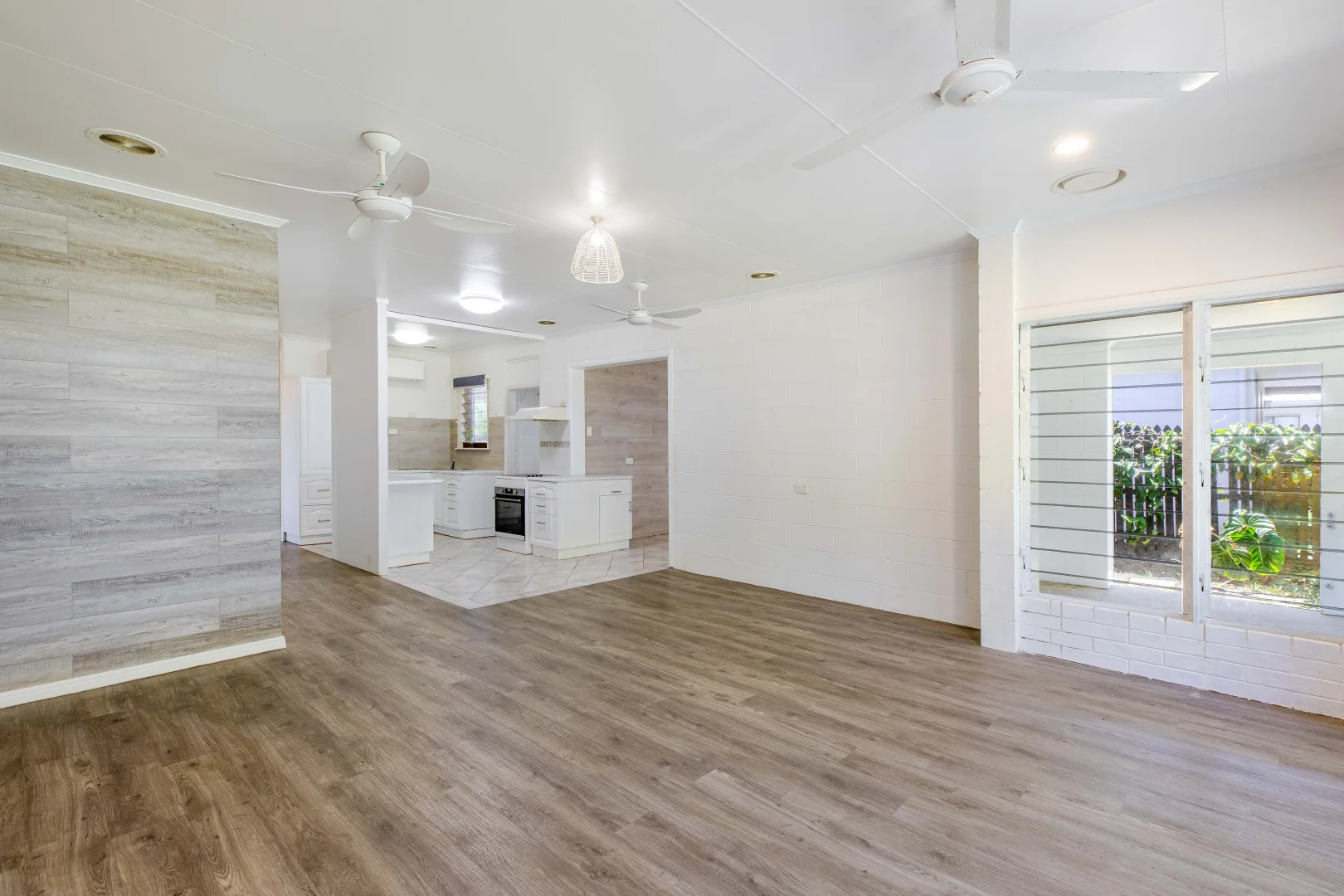 Additional image 2 of 72 Marine Parade, Newell QLD 4873