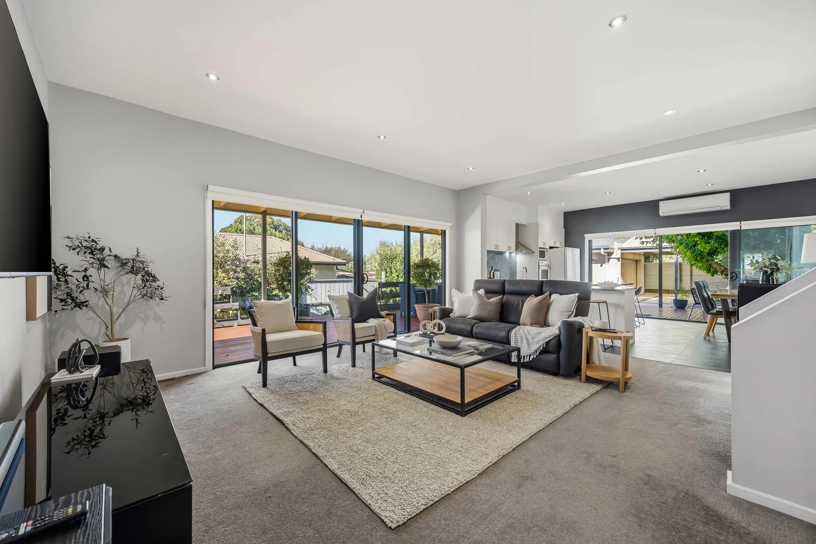 Additional image 9 of 11 English Street, Golden Point VIC 3350