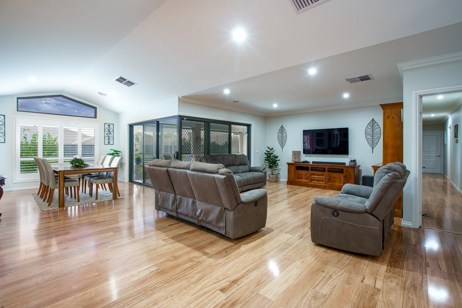 Additional image 5 of 17 Mulberry Court, Lavington NSW 2641
