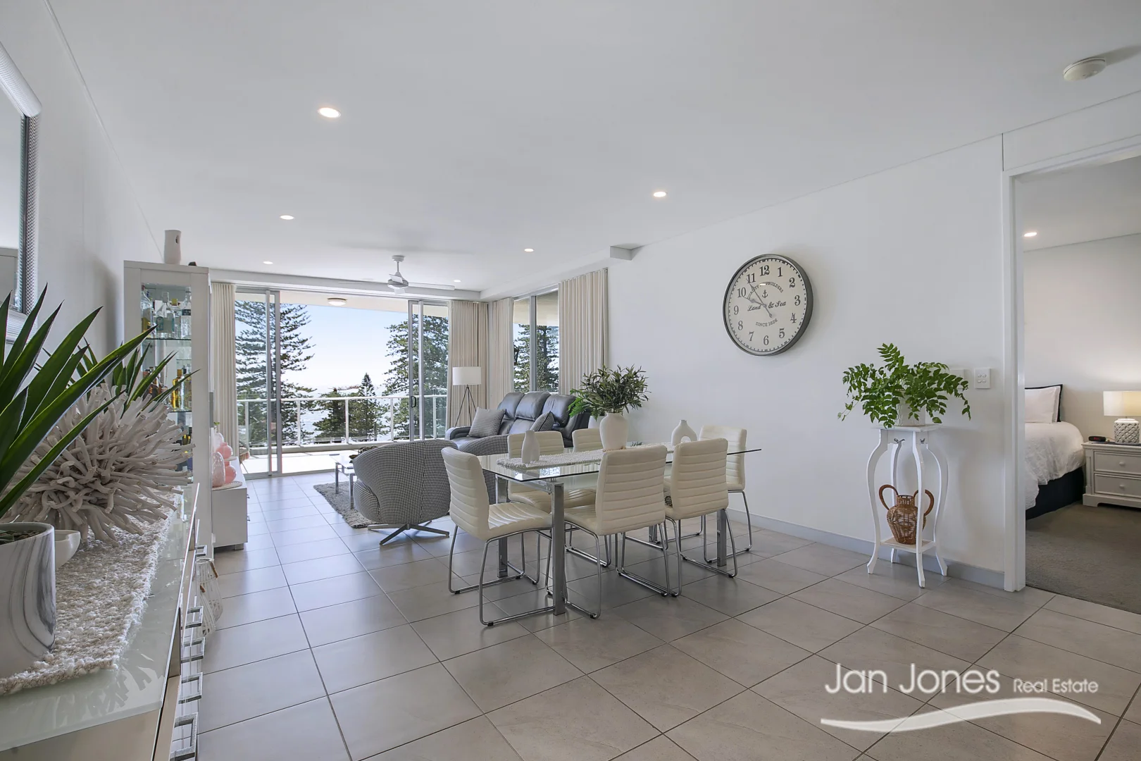 Additional image 4 of Unit 5/113 Landsborough Ave, Scarborough QLD 4020