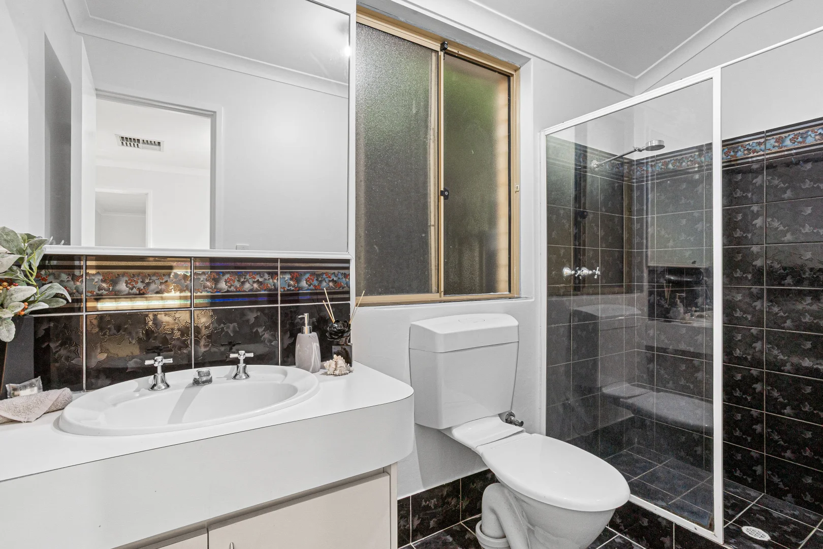 Additional image 15 of 1 Gumina Place, Lake Coogee WA 6166