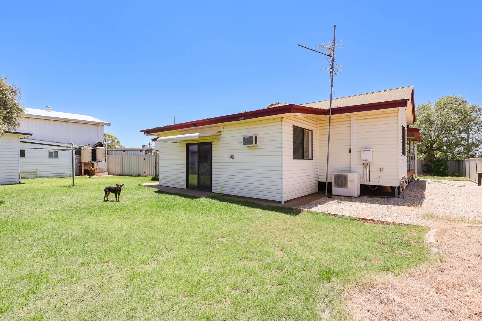 Additional image 9 of 69-71 Chrystal Street, Roma QLD 4455