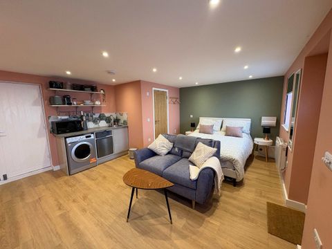 Nevil Road, Bishopston, Bristol BS7, Studio to rent