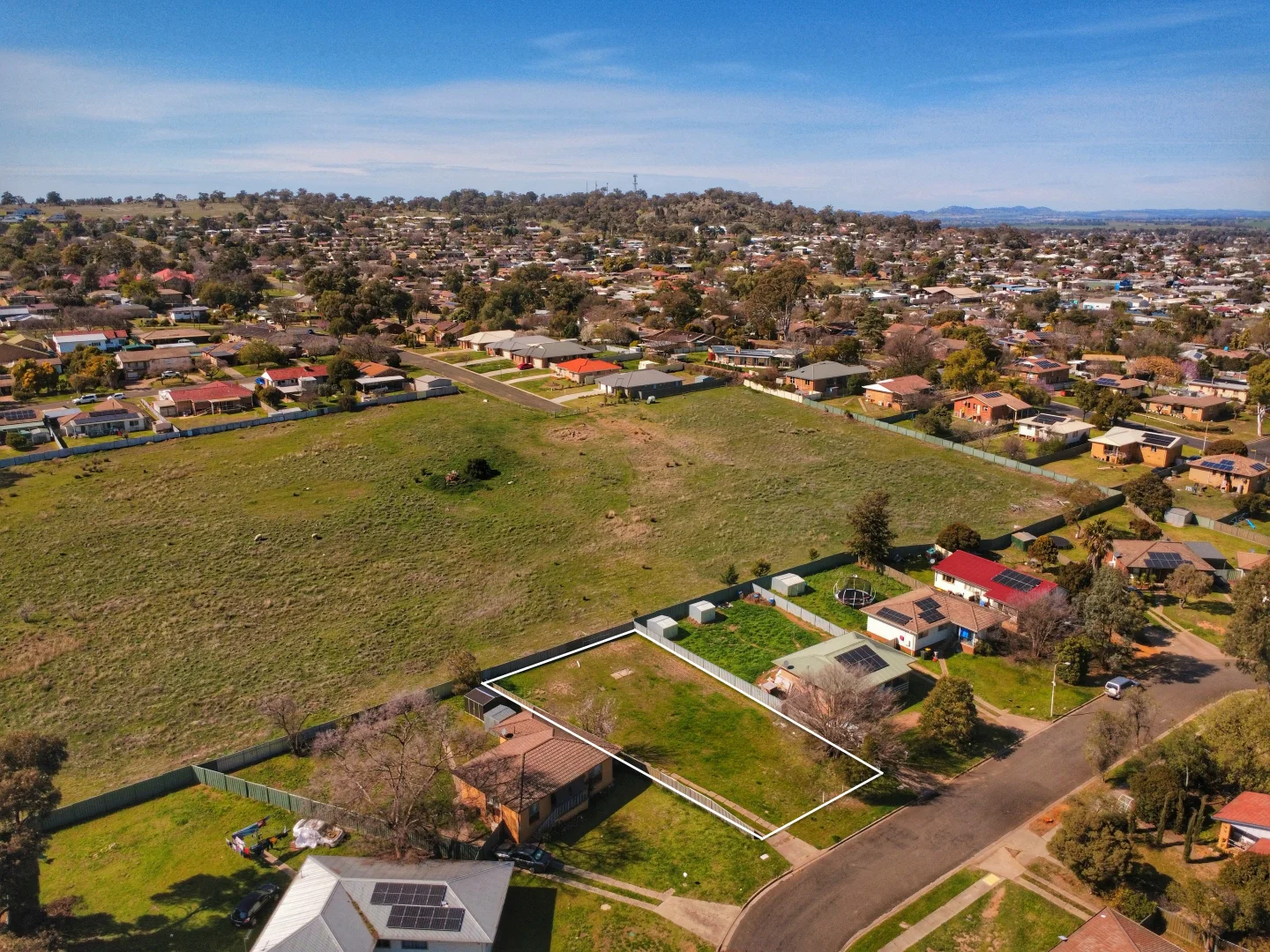 Additional image 3 of 25 Jindalee Circuit, Cowra NSW 2794