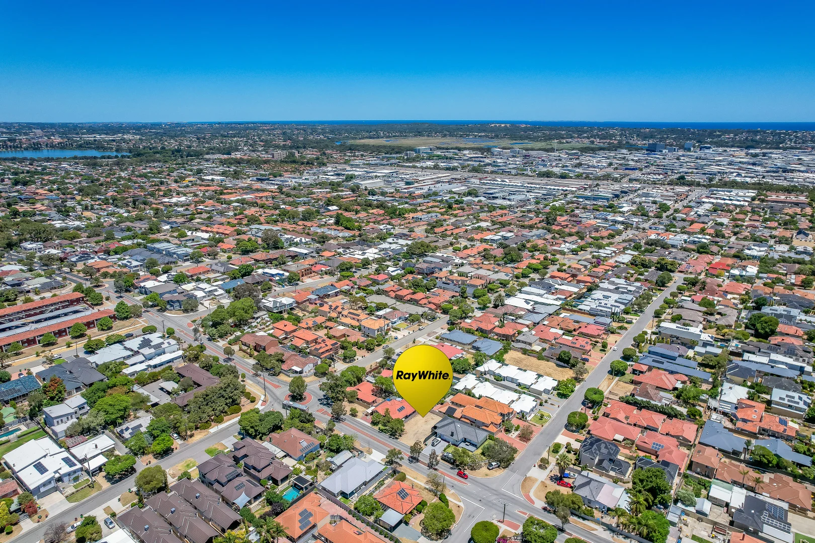 Additional image 16 of 34A Hodgson Street (Stoneham St), Tuart Hill WA 6060