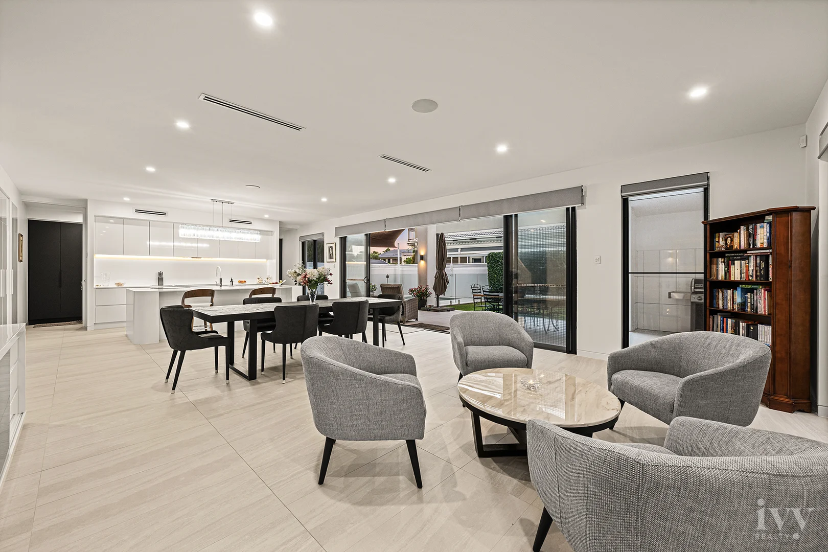 Additional image 6 of 10 Queen Guineveres Place, Sovereign Islands QLD 4216