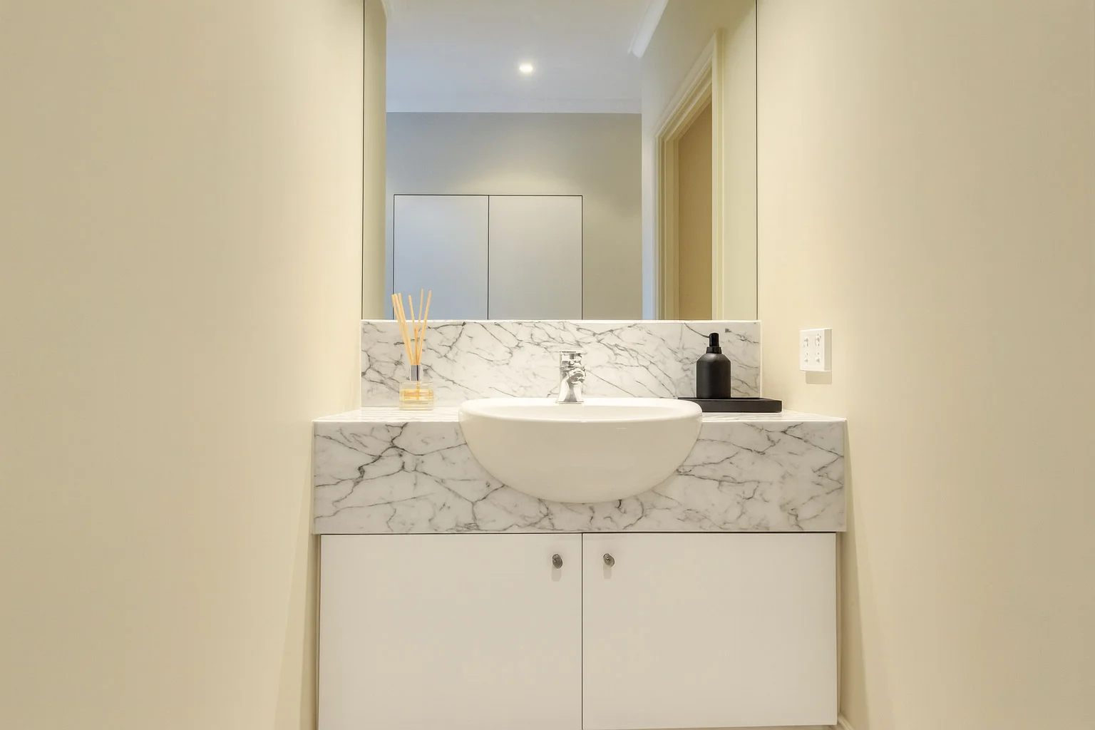 1202/1 William St, Melbourne VIC 3000 photo 5