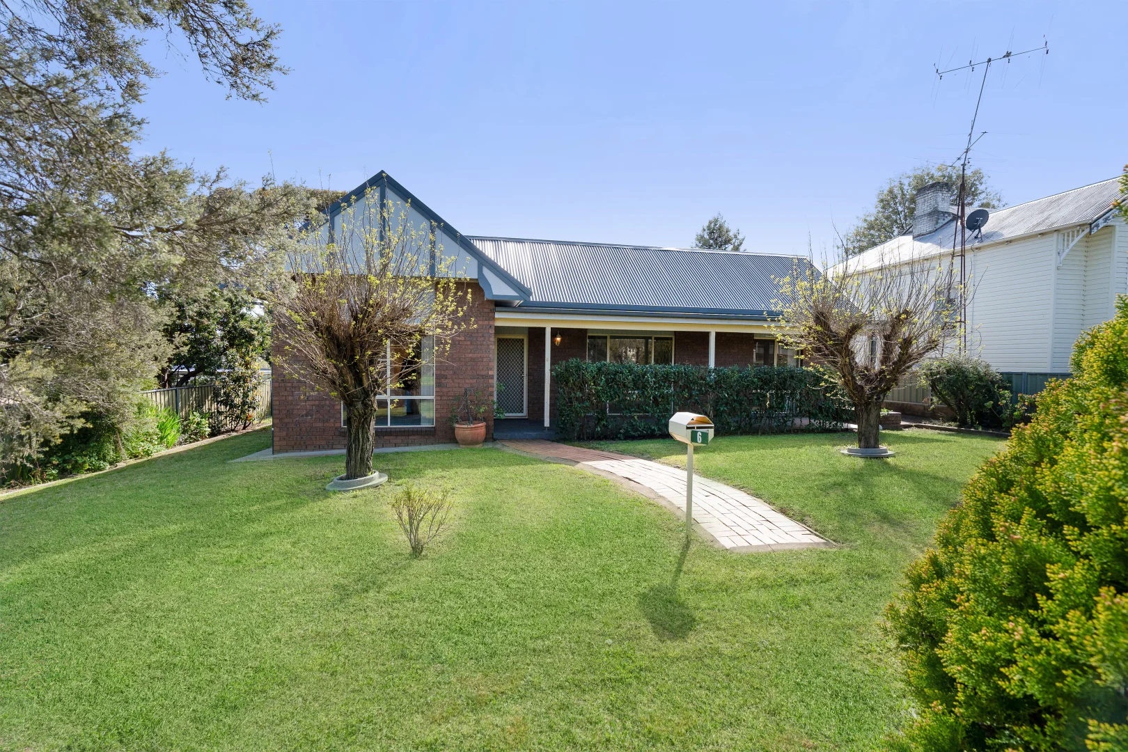 Additional image 2 of 6 Middle Street, Grenfell NSW 2810