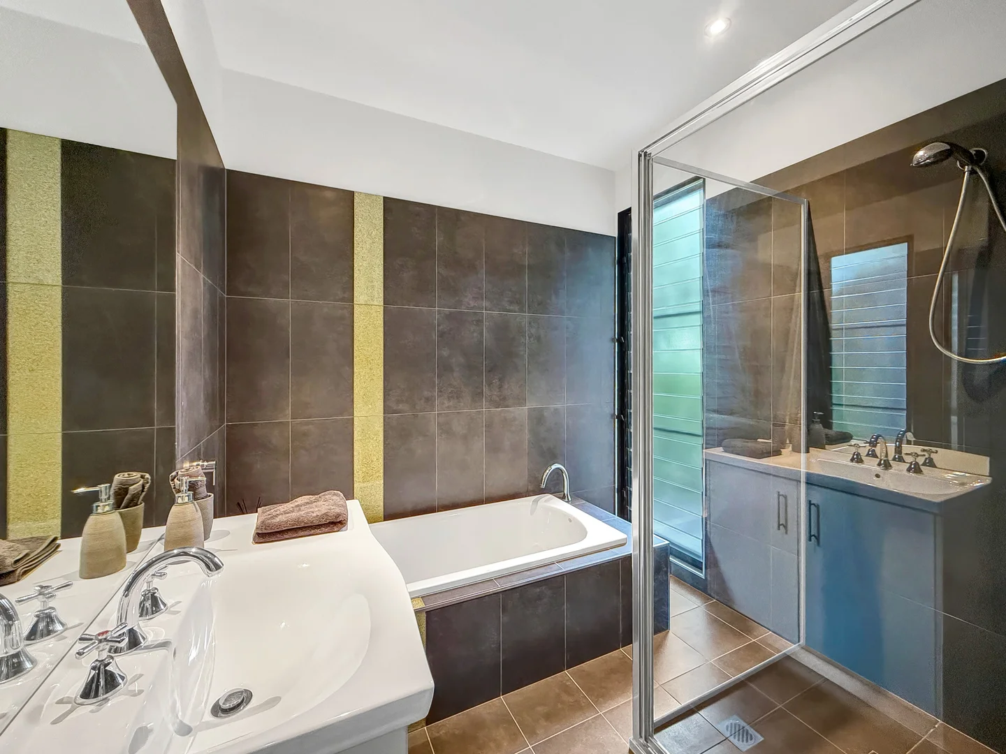 Additional image 21 of 86 Gloucester Avenue, Hideaway Bay QLD 4800