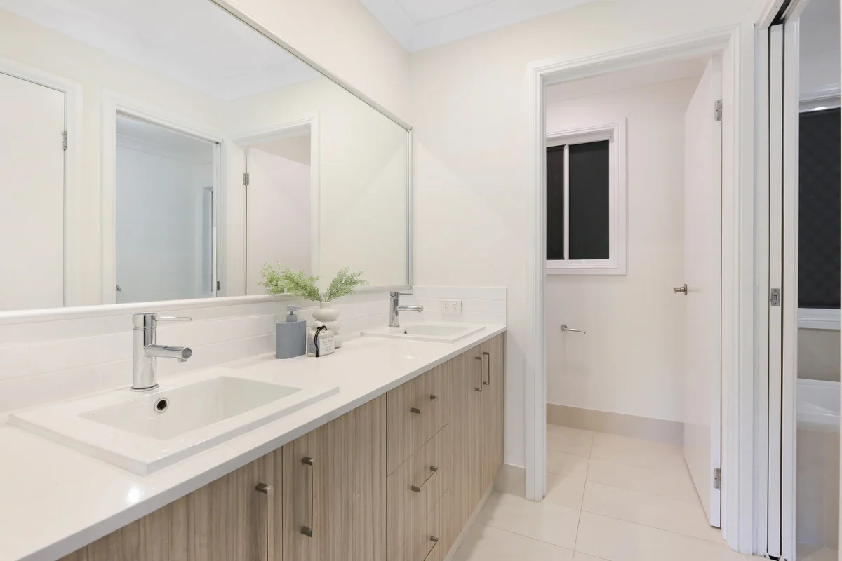 Additional image 19 of 5 Golden Grove Boulevard, Reedy Creek QLD 4227