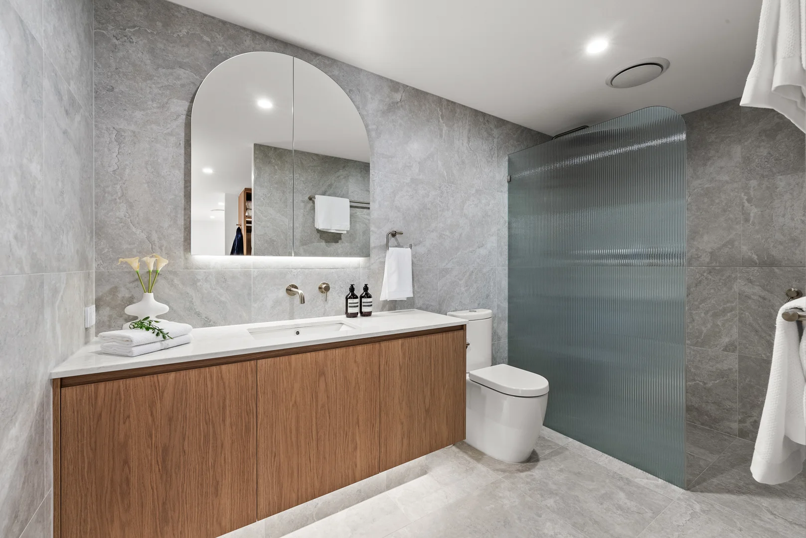 Additional image 14 of 5 Arthur Street, Biggera Waters QLD 4216