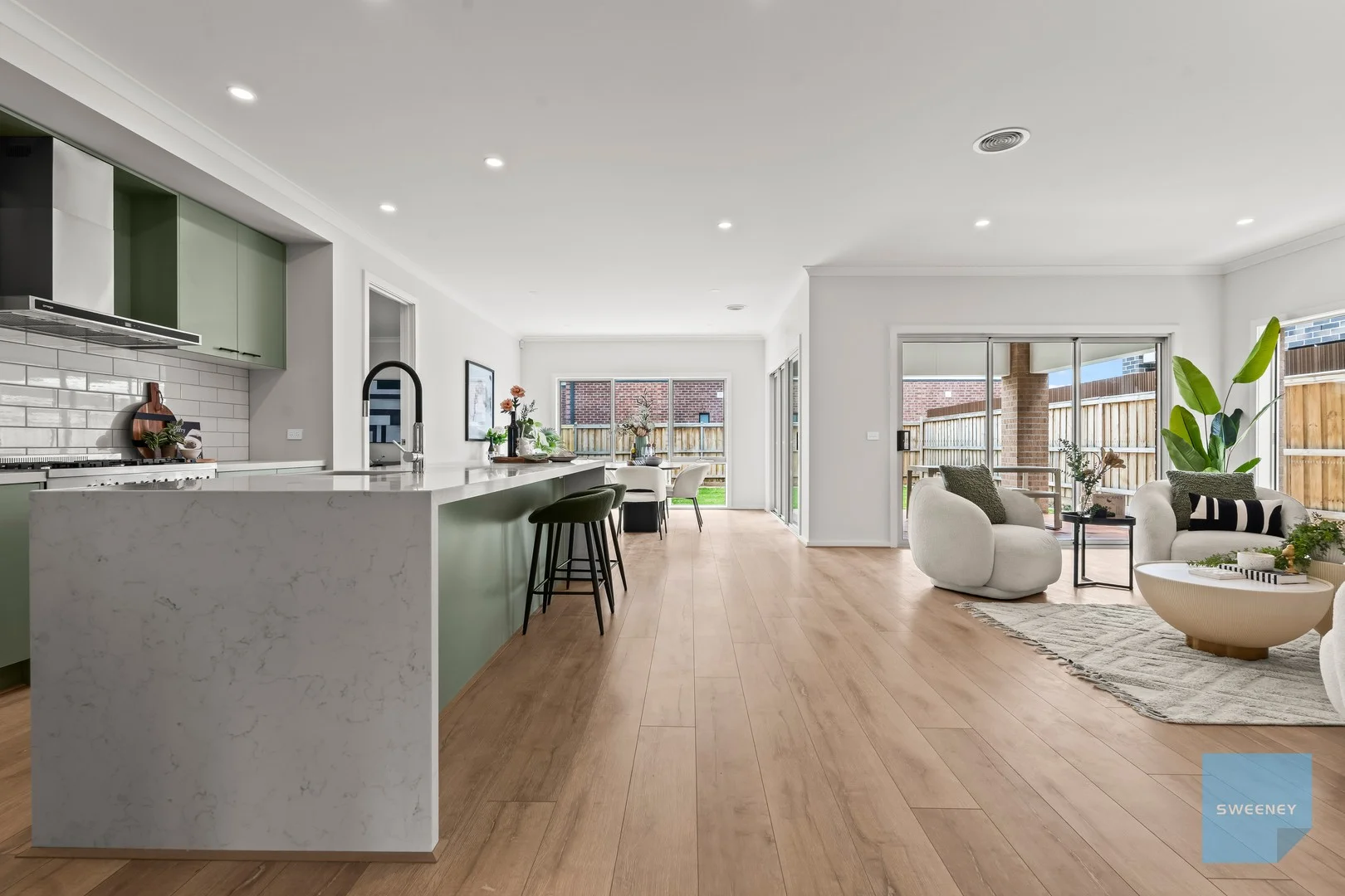 16 Anand Way, Deanside VIC 3336