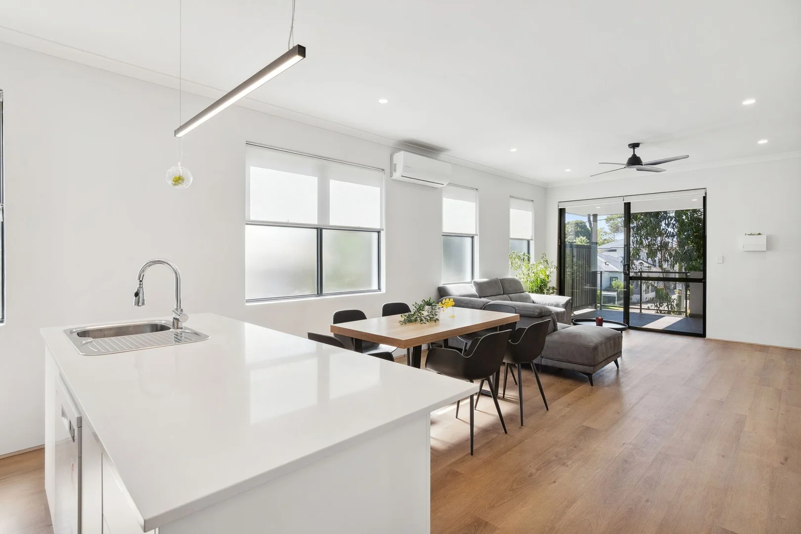 Additional image 4 of 2/174 Leake Street, Belmont WA 6104